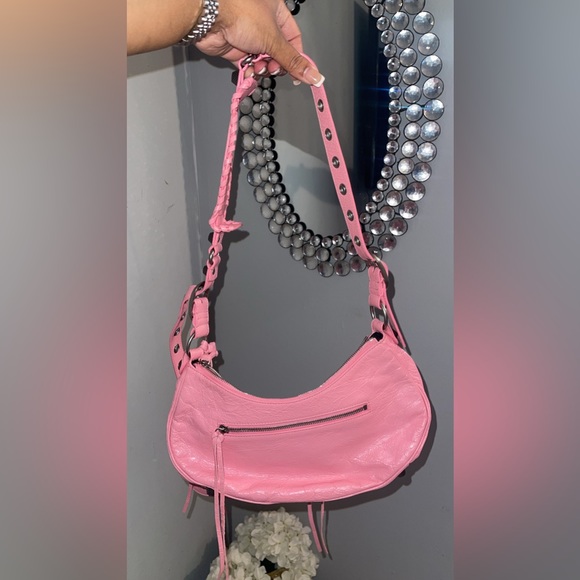 Authentic Balenciaga sweet pink Bag new with tags never worn - Picture 2 of 4